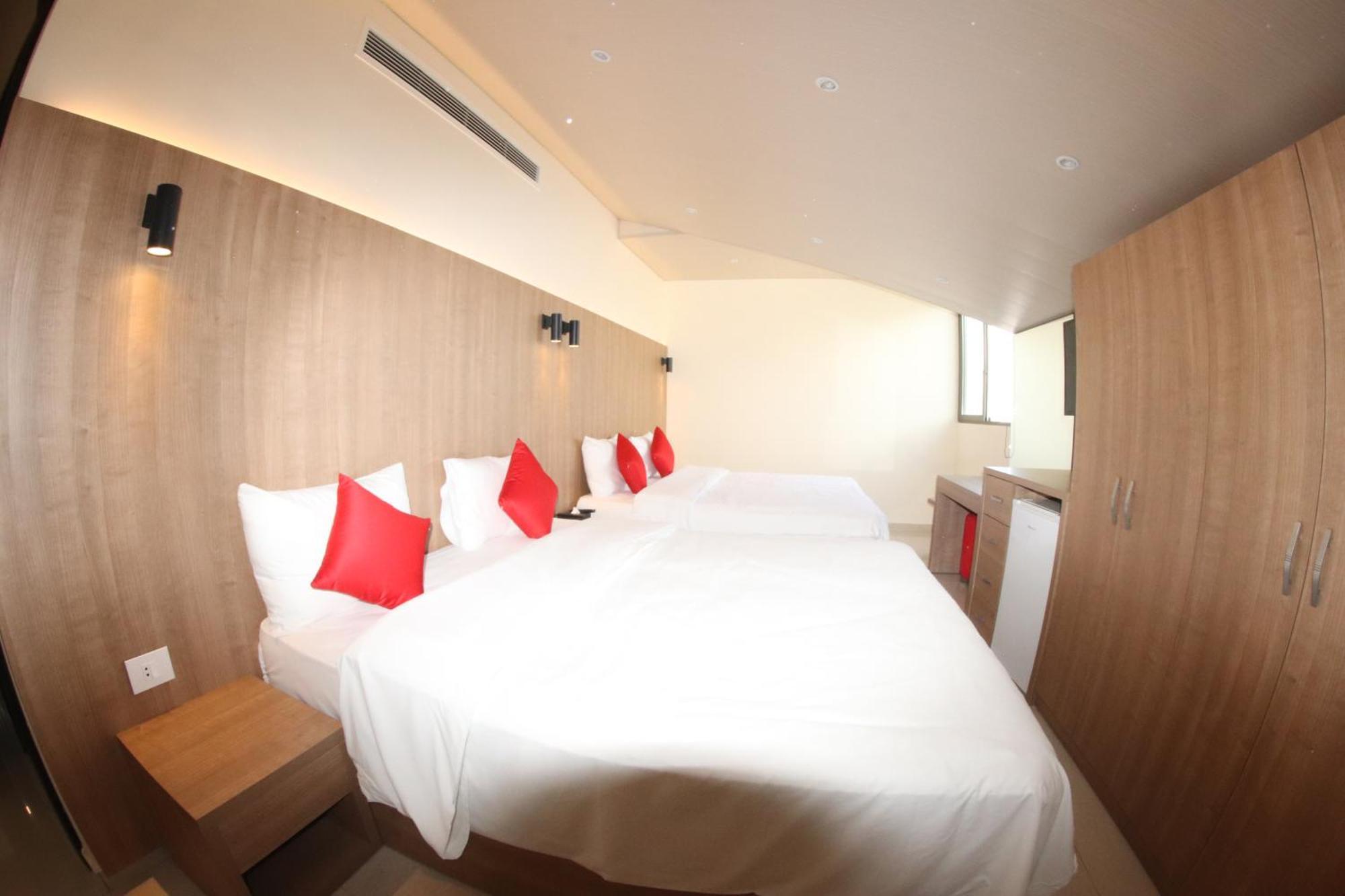 Jounieh Suites Boutique Hotel Exterior photo